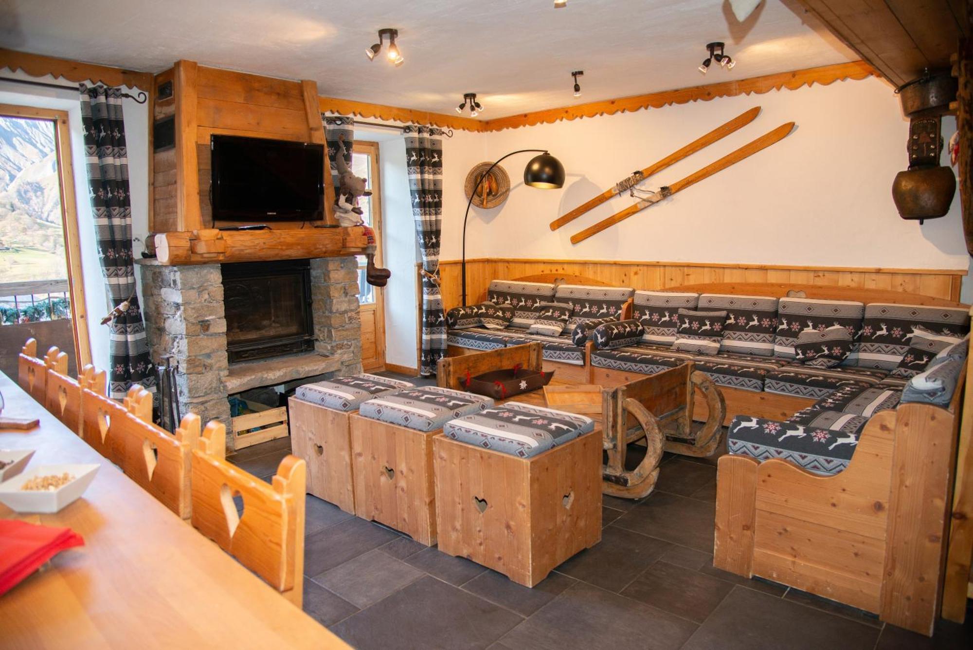 생마르탱 드 벨빌 Chalet De Charme 13 Personnes Avec Sauna Ski O Pieds 빌라 외부 사진