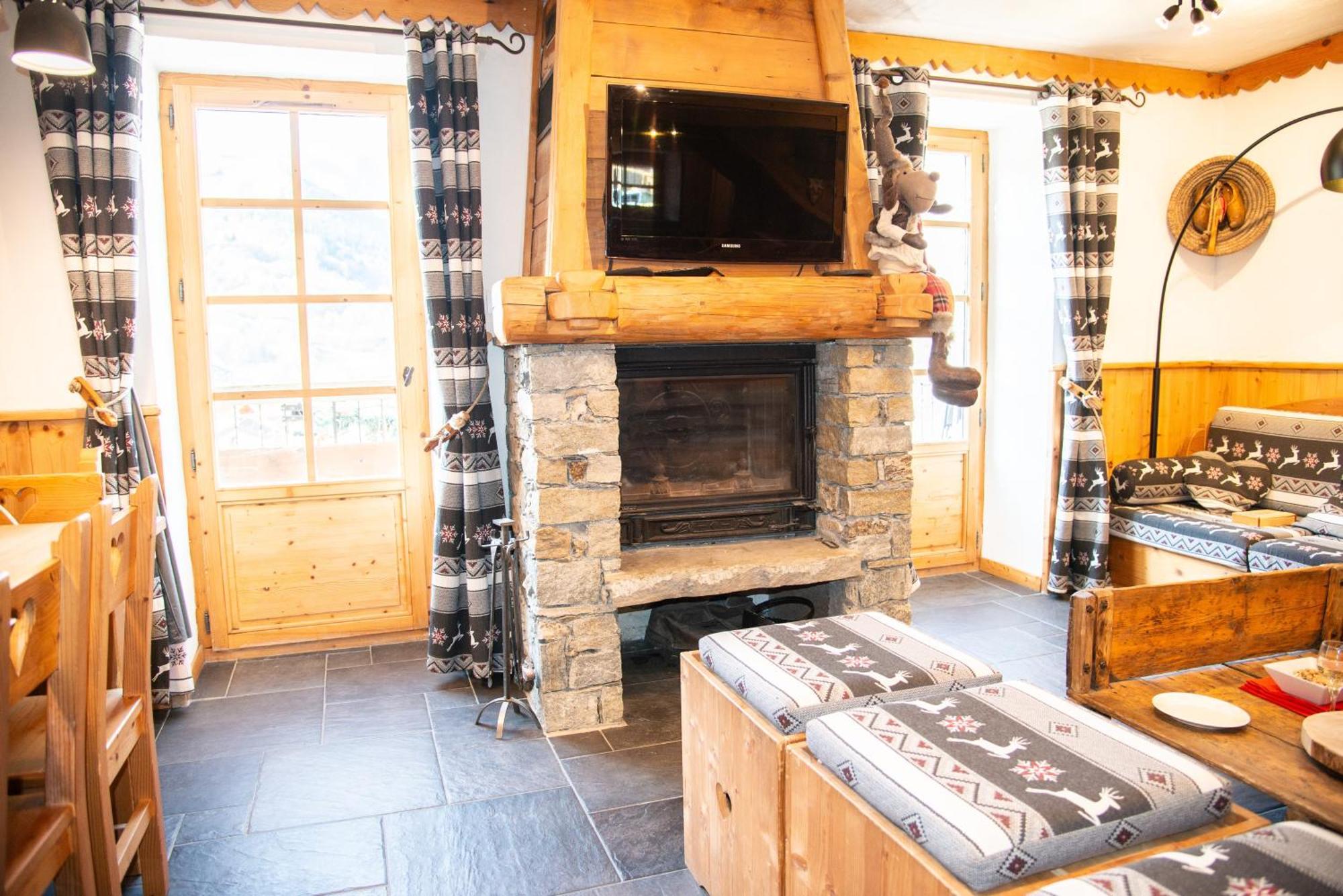 생마르탱 드 벨빌 Chalet De Charme 13 Personnes Avec Sauna Ski O Pieds 빌라 외부 사진